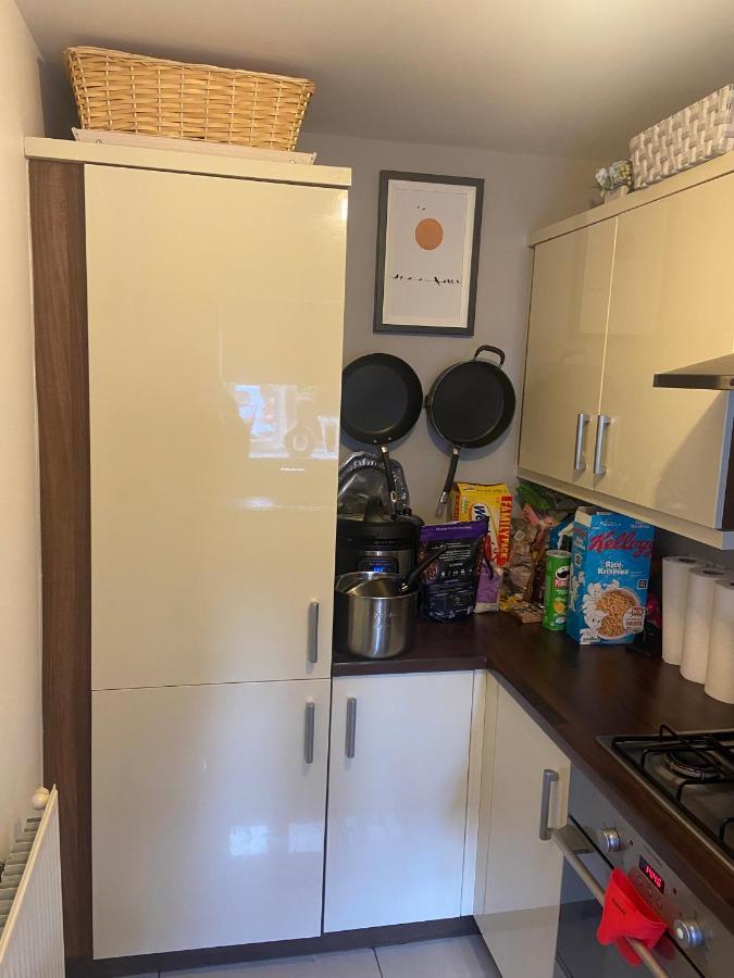 Comfy Double Bedroom In Greater Manchester Eksteriør billede